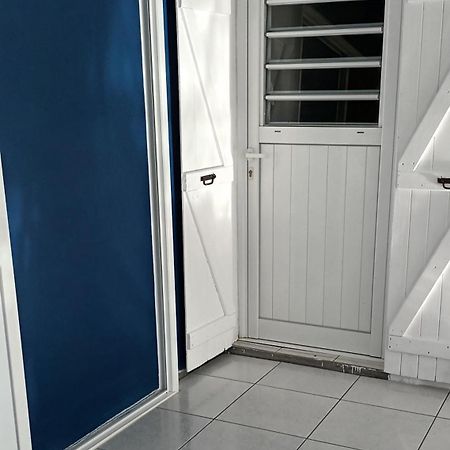 Chambre Climatisee Bouillante Esterno foto